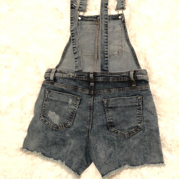 🎉HP🎉  Revolt Denim shorts overall - Picture 4 of 8